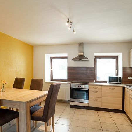 Saeli Apartments มิคูลอฟ ภายนอก รูปภาพ